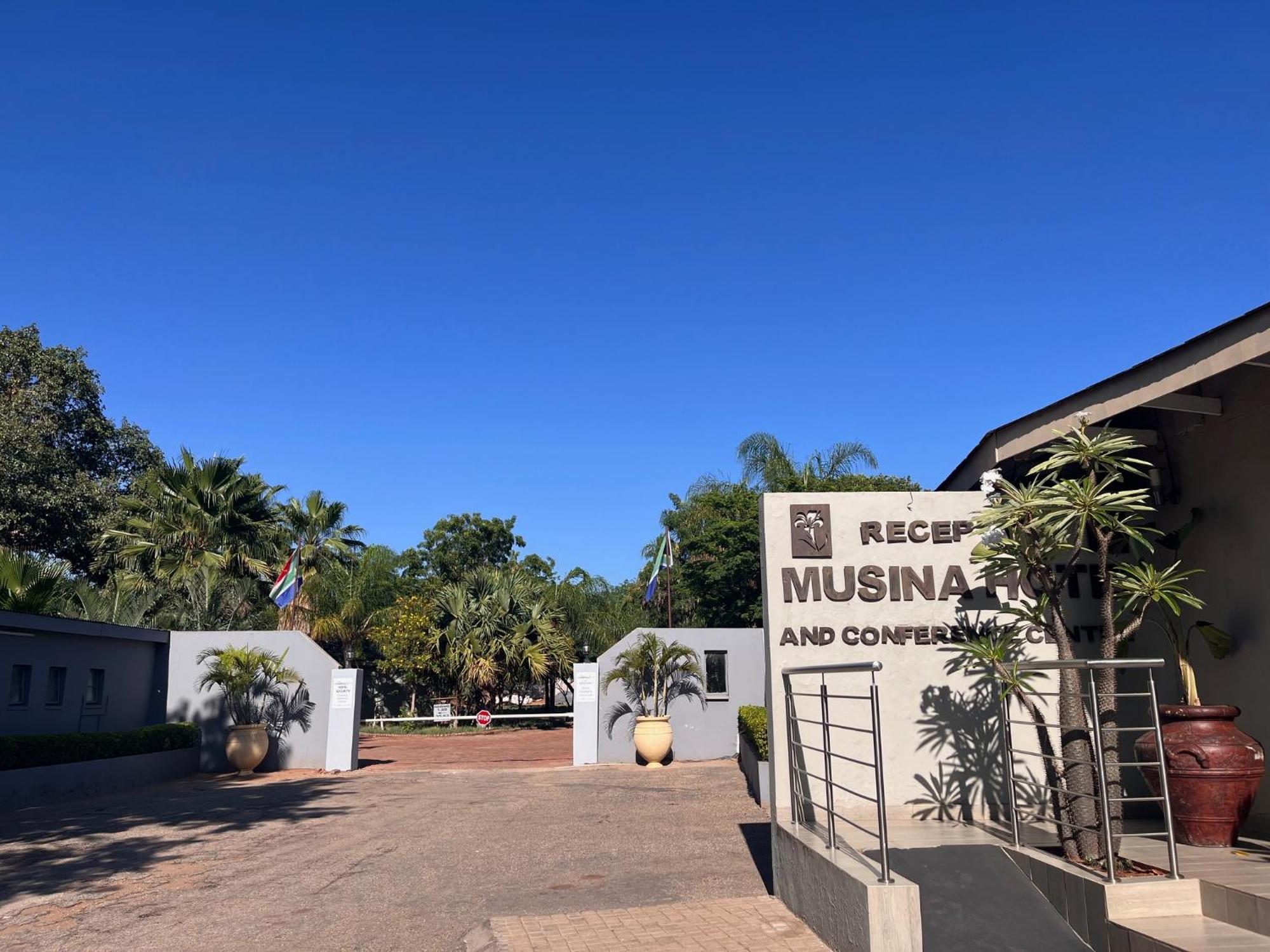 Musina Hotel Buitenkant foto